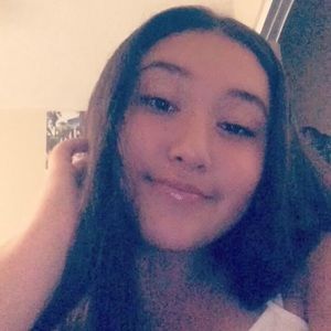 Meet your Posher, Adriana